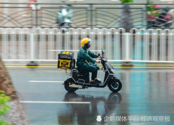 天通盈 你的外卖小哥，是一名儿科医生